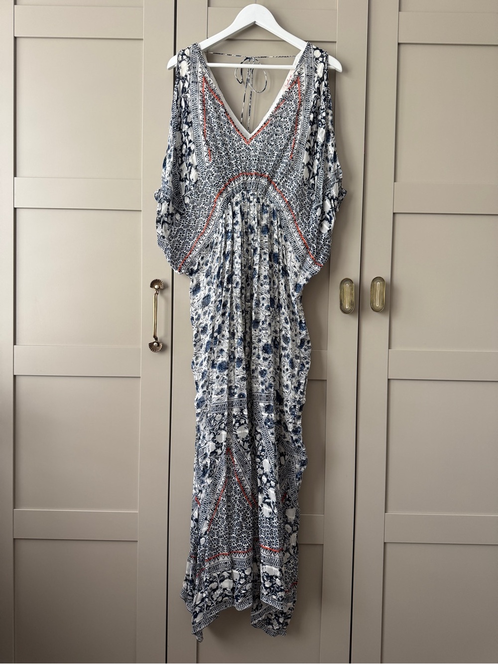 Dehry XL Boho V-Neck Maxi Dress in Blue and White